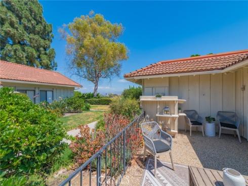 3087 Via Serena D , Laguna Woods, CA
