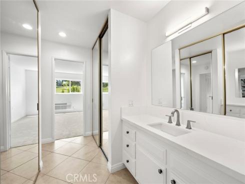 2389  Via Mariposa  1E , Laguna Woods, CA