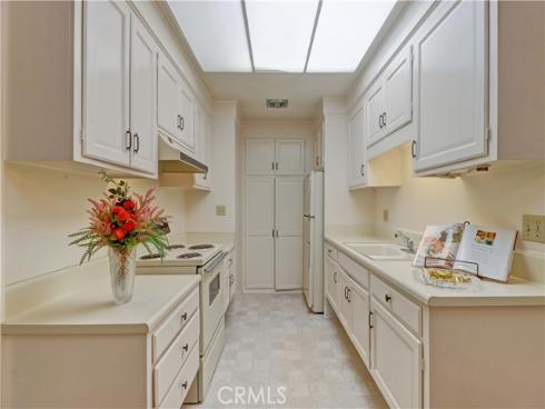 2054 Via Mariposa E , Laguna Woods, CA