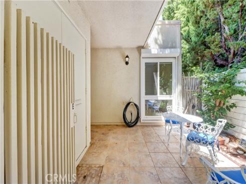 2054 Via Mariposa E , Laguna Woods, CA