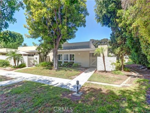 2054 Via Mariposa E , Laguna Woods, CA