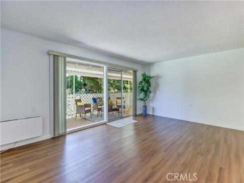 2251 Via Mariposa O , Laguna Woods, CA