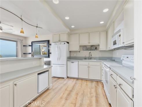 4014 Calle Sonora Oeste 2A , Laguna Woods, CA