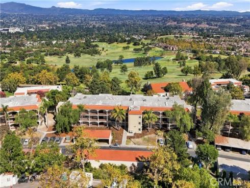4014 Calle Sonora Oeste 2A , Laguna Woods, CA