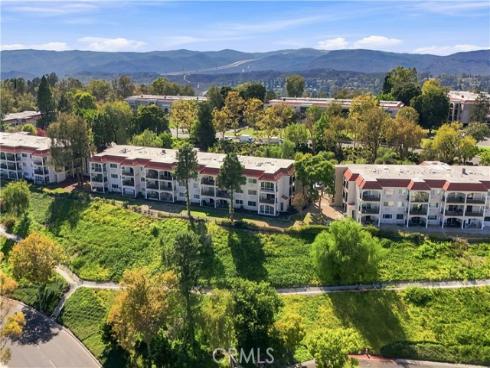 4014 Calle Sonora Oeste 2A , Laguna Woods, CA