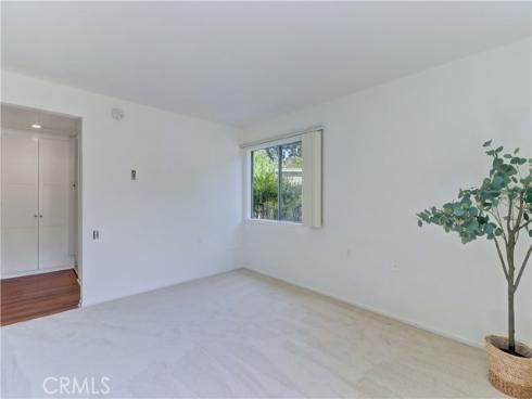 8 Via Castilla H , Laguna Woods, CA