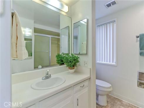 8 Via Castilla H , Laguna Woods, CA
