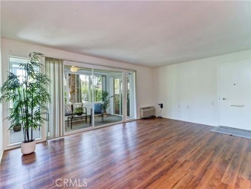 8 Via Castilla H , Laguna Woods, CA