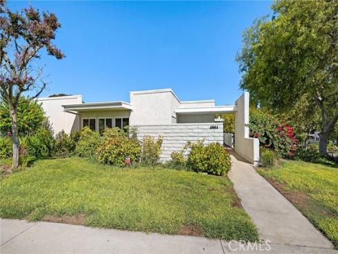 2200  Via Mariposa  , Laguna Woods, CA