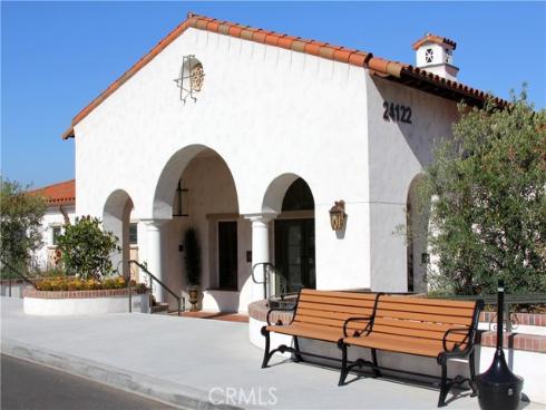 2200  Via Mariposa  , Laguna Woods, CA