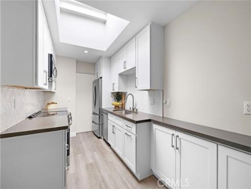 2200  Via Mariposa  , Laguna Woods, CA