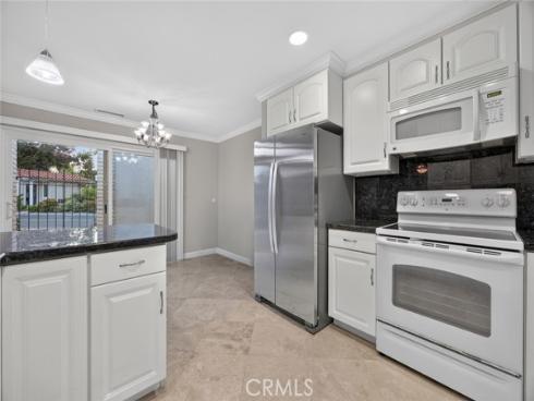 2262 Via Puerta D , Laguna Woods, CA
