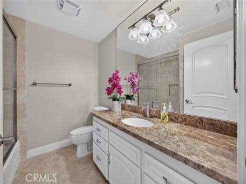 2262 Via Puerta D , Laguna Woods, CA