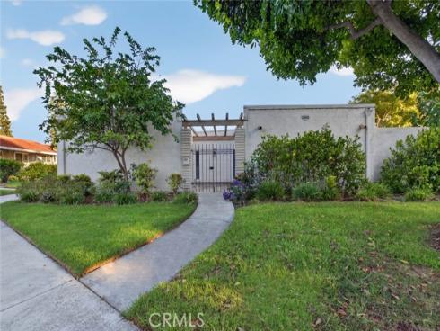 2262 Via Puerta D , Laguna Woods, CA