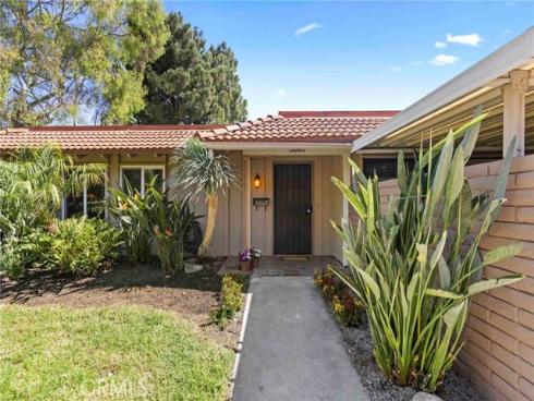 3095 N. Via Serena B