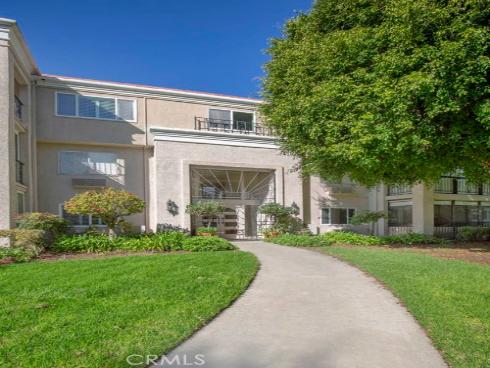 5499 Paseo Del Lago 2D , Laguna Woods, CA
