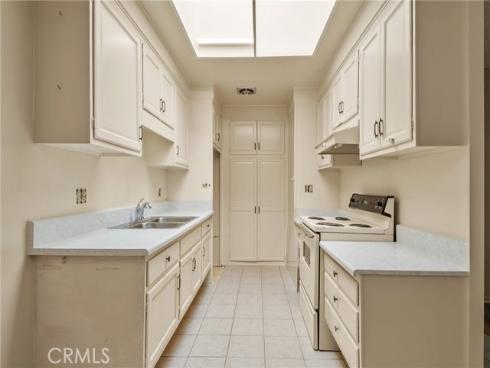 2103 Ronda Granada U , Laguna Woods, CA