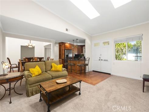 65 Calle Aragon B , Laguna Woods, CA