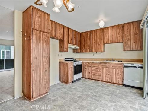 23282  Orange  7  Avenue, Lake Forest, CA