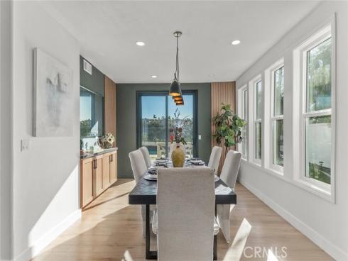 20  Flores  , Lake Forest, CA