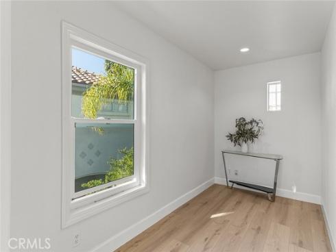 20  Flores  , Lake Forest, CA