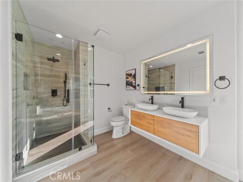 20  Flores  , Lake Forest, CA