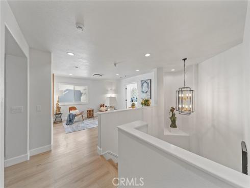 20  Flores  , Lake Forest, CA