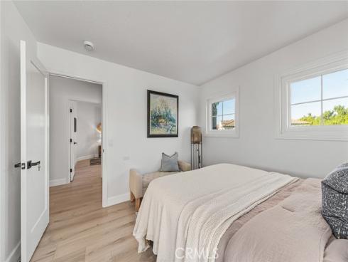 20  Flores  , Lake Forest, CA