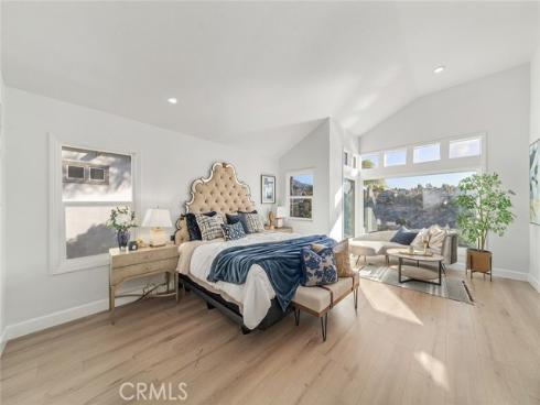 20  Flores  , Lake Forest, CA