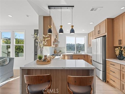 20  Flores  , Lake Forest, CA