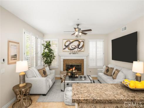 6 Bell Vista , Lake Forest, CA