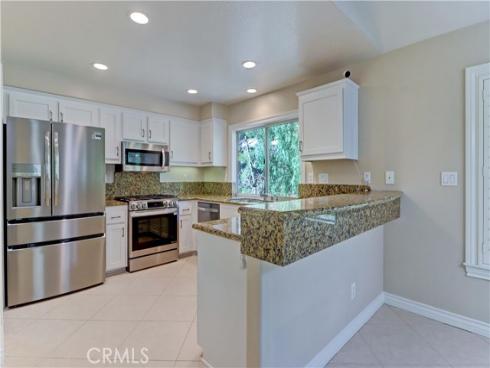 15  Embassy   Place, Lake Forest, CA