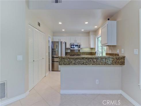 15  Embassy   Place, Lake Forest, CA