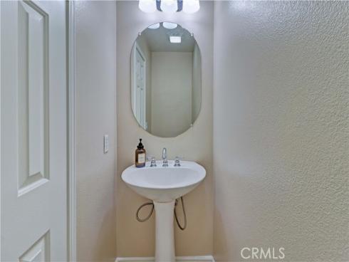 15  Embassy   Place, Lake Forest, CA