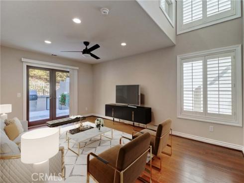 15  Embassy   Place, Lake Forest, CA