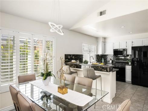 6 Kendall Place, Lake Forest, CA