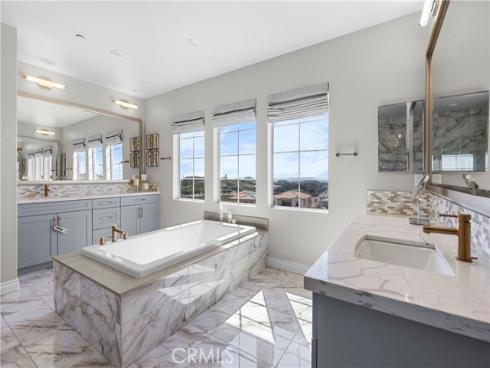 1818 Canyon Oaks Lane, Lake Forest, CA