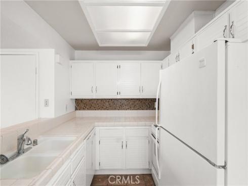 25712 Le Parc 21 , Lake Forest, CA