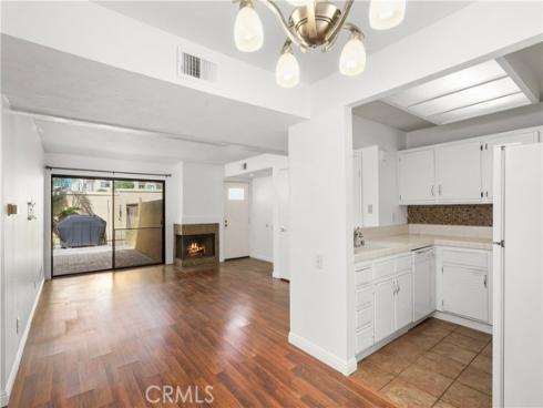 25712 Le Parc 21 , Lake Forest, CA