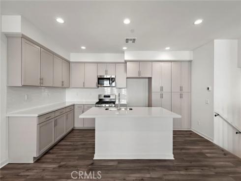 420 Coyote , Lake Forest, CA