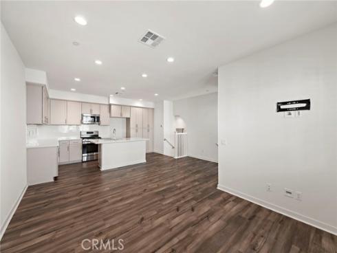 420 Coyote , Lake Forest, CA