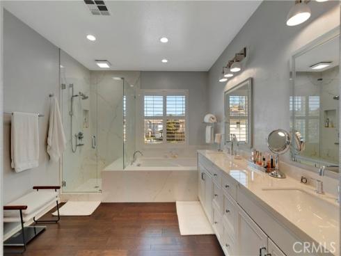 302 Summit Crest Drive, Lake Forest, CA