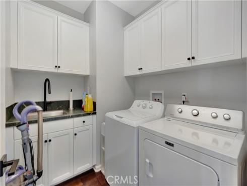 302 Summit Crest Drive, Lake Forest, CA