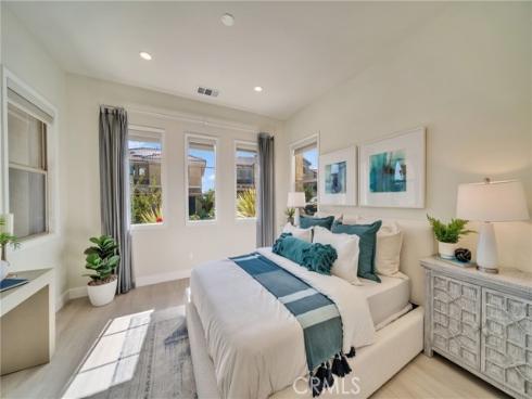 5437  Heritage Oak   Drive, Lake Forest, CA