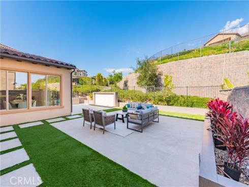 5437  Heritage Oak   Drive, Lake Forest, CA