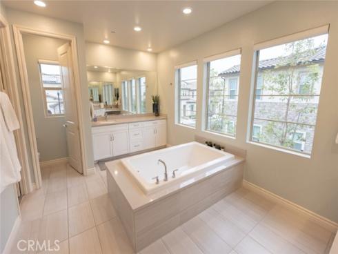 1601 Sonora Creek Lane, Lake Forest, CA