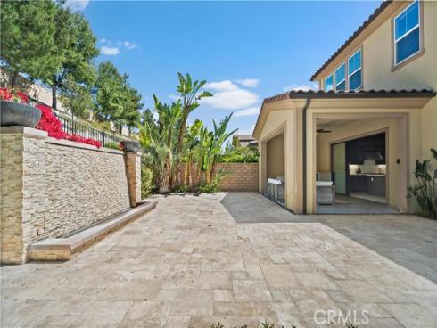 275 Pinnacle Drive, Lake Forest, CA