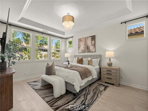 275 Pinnacle Drive, Lake Forest, CA