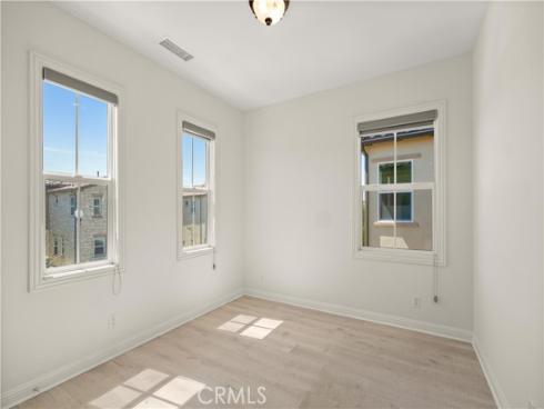 275 Pinnacle Drive, Lake Forest, CA