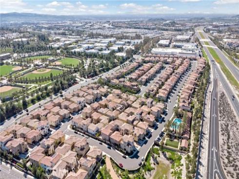 275  Pinnacle   Drive, Lake Forest, CA